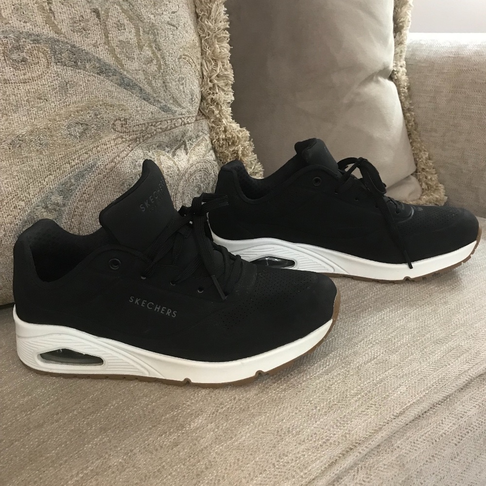 Skechers 8.5